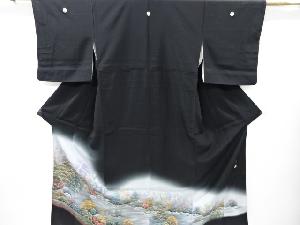 リサイクル　作家物　寺院風景模様刺繍留袖(比翼付き)